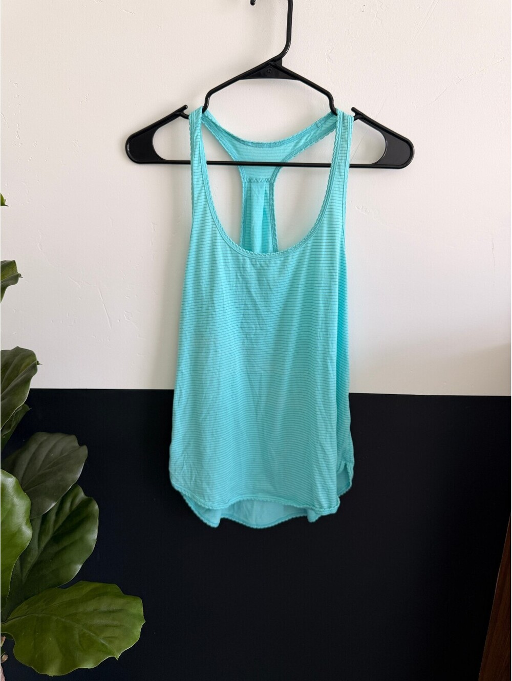 Lululemon 105 Singlet Tank Top Turquoise Striped Racerback